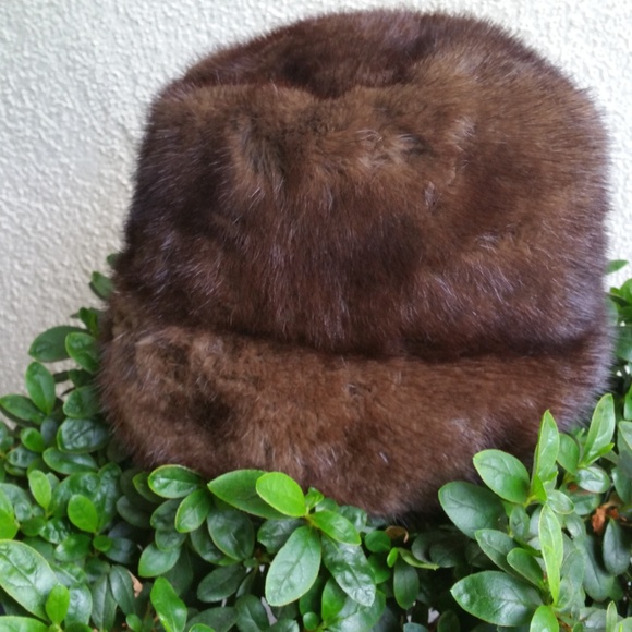March\'e Exclusive Mink hat Vintage main image 8
